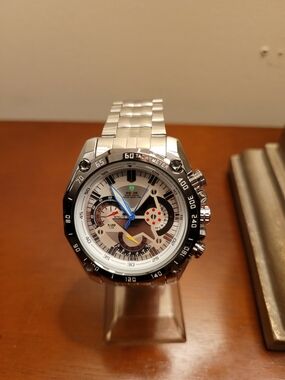Brand New Silver Weide Sport Men's Fashion watch with Box